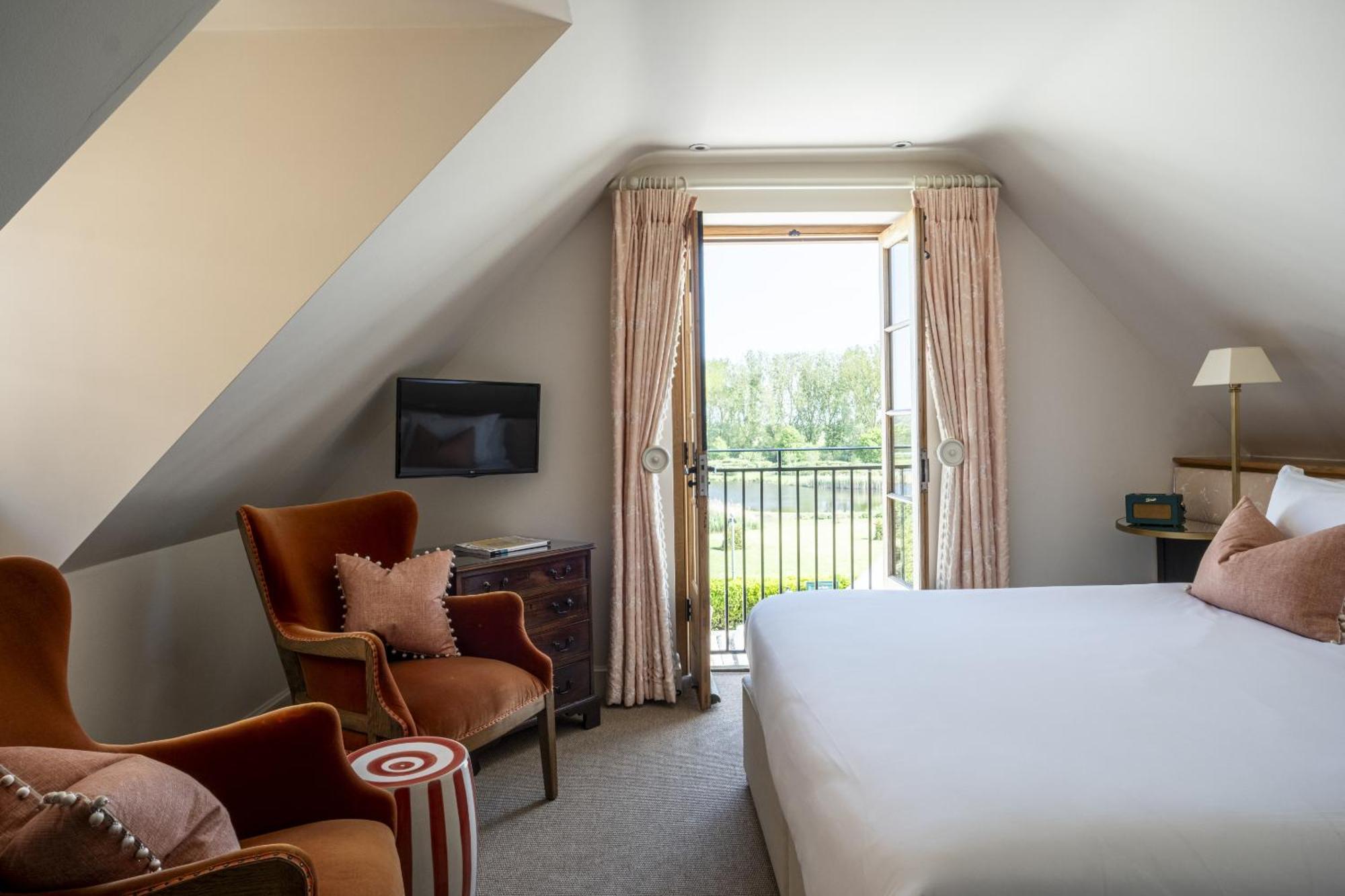 The Old Hall Hotel 5*